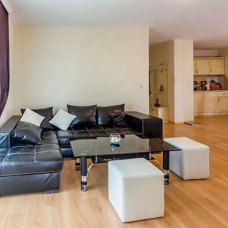 Stylish 2bedroom With Big Terrace Tb شقة ساني بيتش
